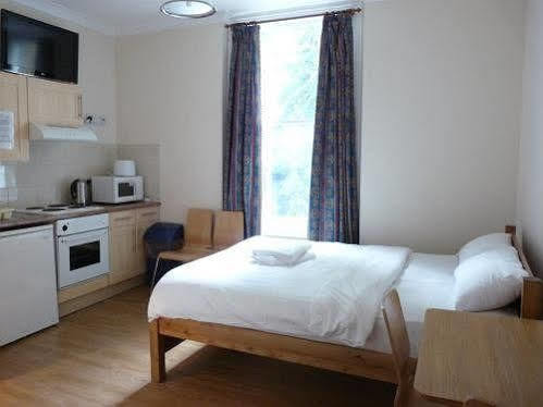 Earls Court 2* Londen